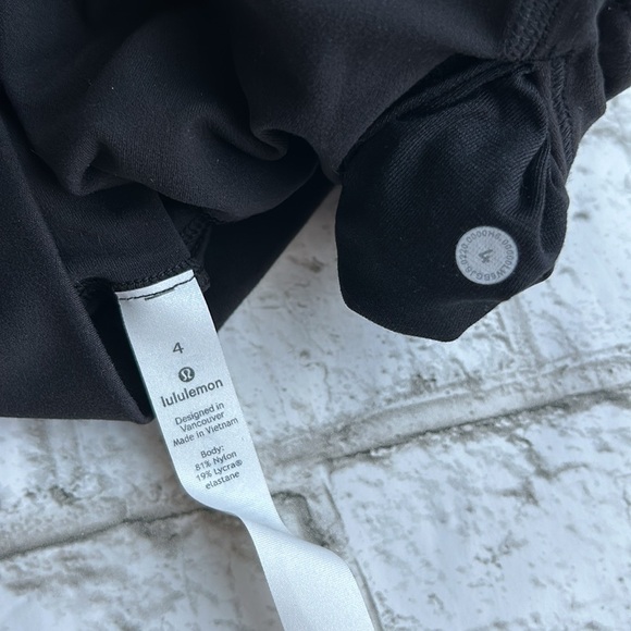 Lululemon Align Leggings - Picture 5 of 5